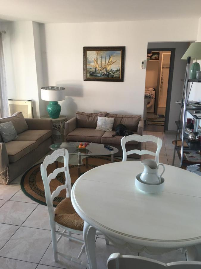 Charmant 2 Pieces Apartment Sete Exterior photo